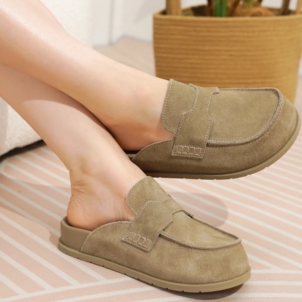 PROJECT Cloud Genuine Suede Womens Clogs - Picture 5 of 5